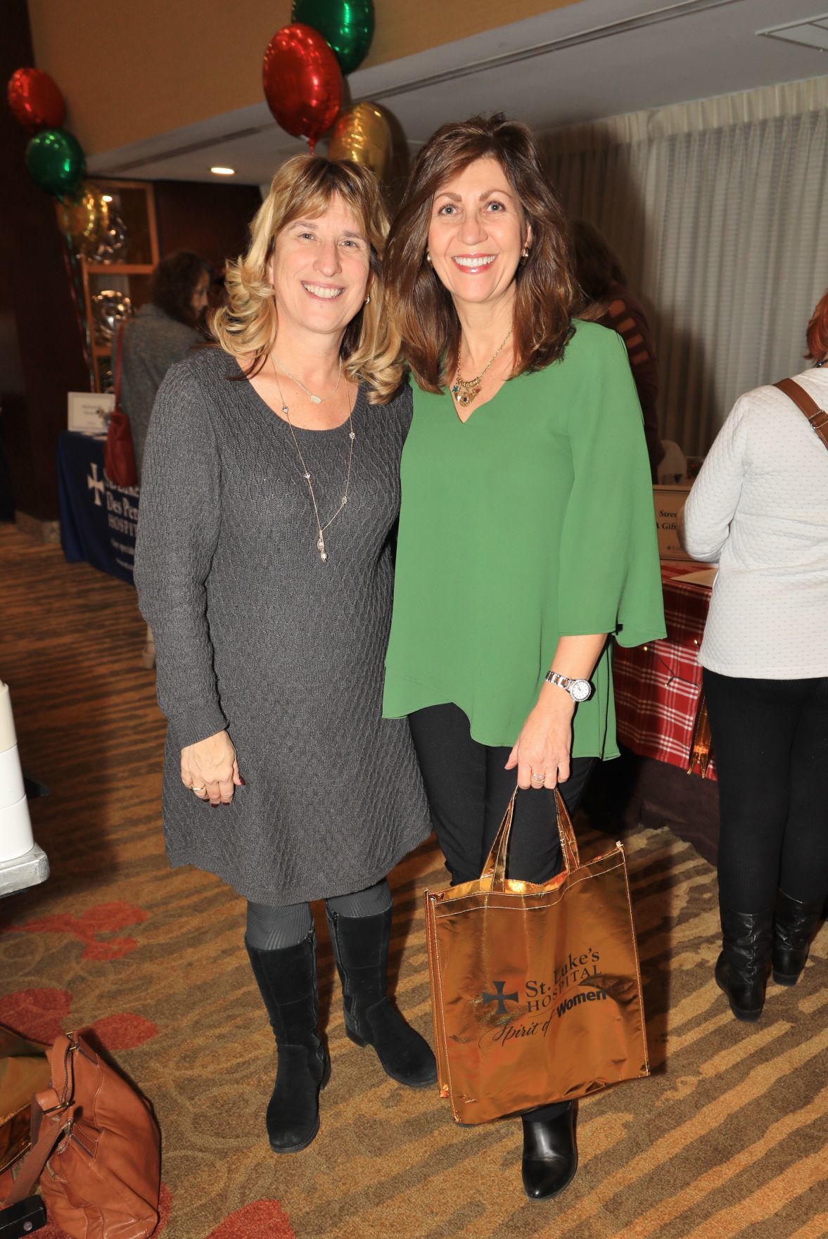 Michele Chrisco, Ruth Wellman